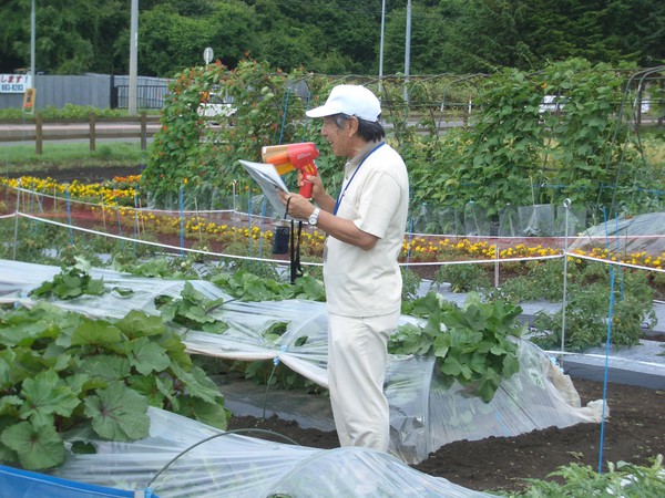 写真1-塩澤講師.JPG